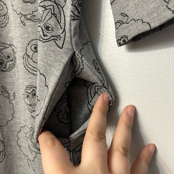 Smash & Tess x Sesame Street Character Long sleeve romper. Size 10/12 - Picture 3 of 7